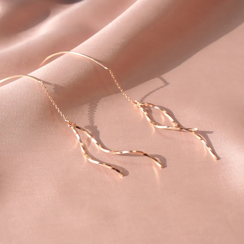 925 pendientes de plata de la onda de las mujeres de estilo coreano elegante simple pendientes de borla larga cara redonda pendientes de adelgazamiento
