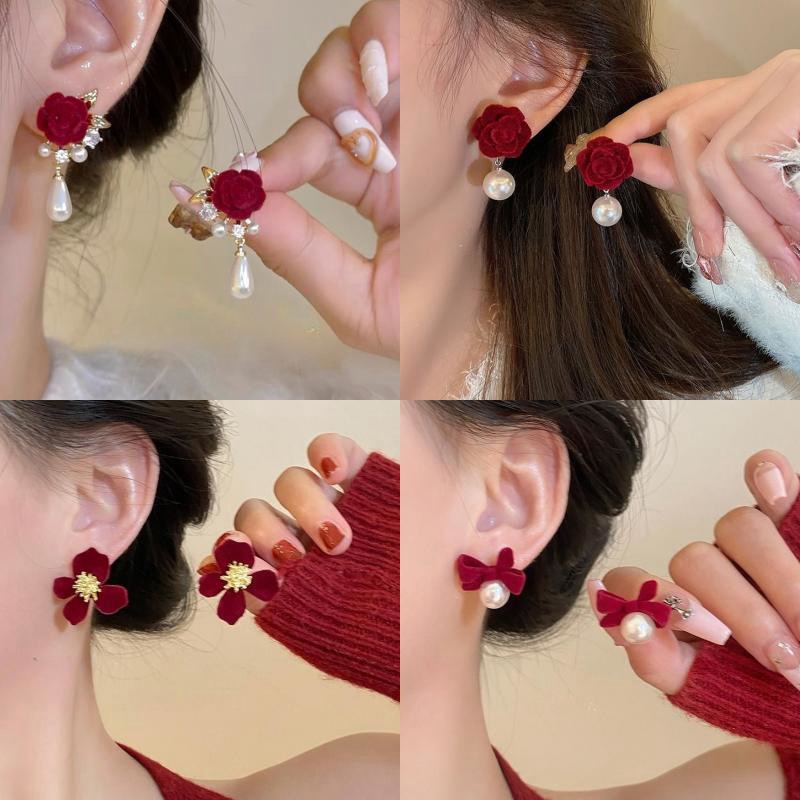 retro hong kong style autumn and winter wine red velvet rose pearl earrings elegant high-grade earrings 2023 new fashion