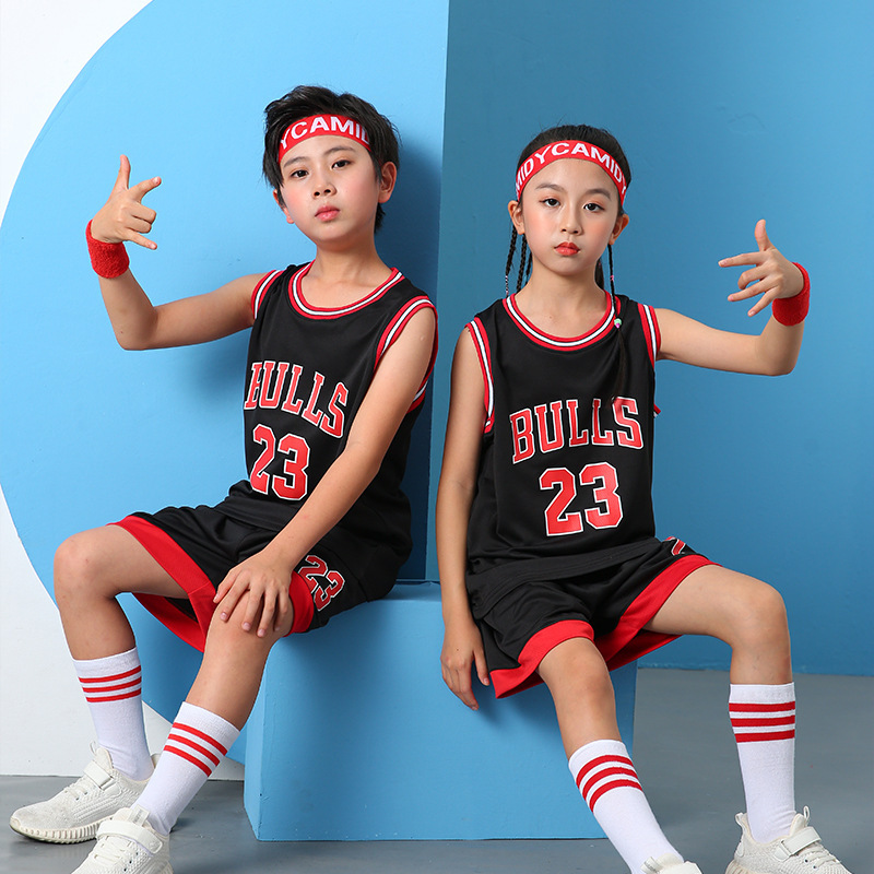 子供バスケットボールユニフォームスーツ No.24 ベストスポーツスーツ幼稚園パフォーマンススーツ速乾性子供の子供の日のバスケットボールユニフォーム|undefined
