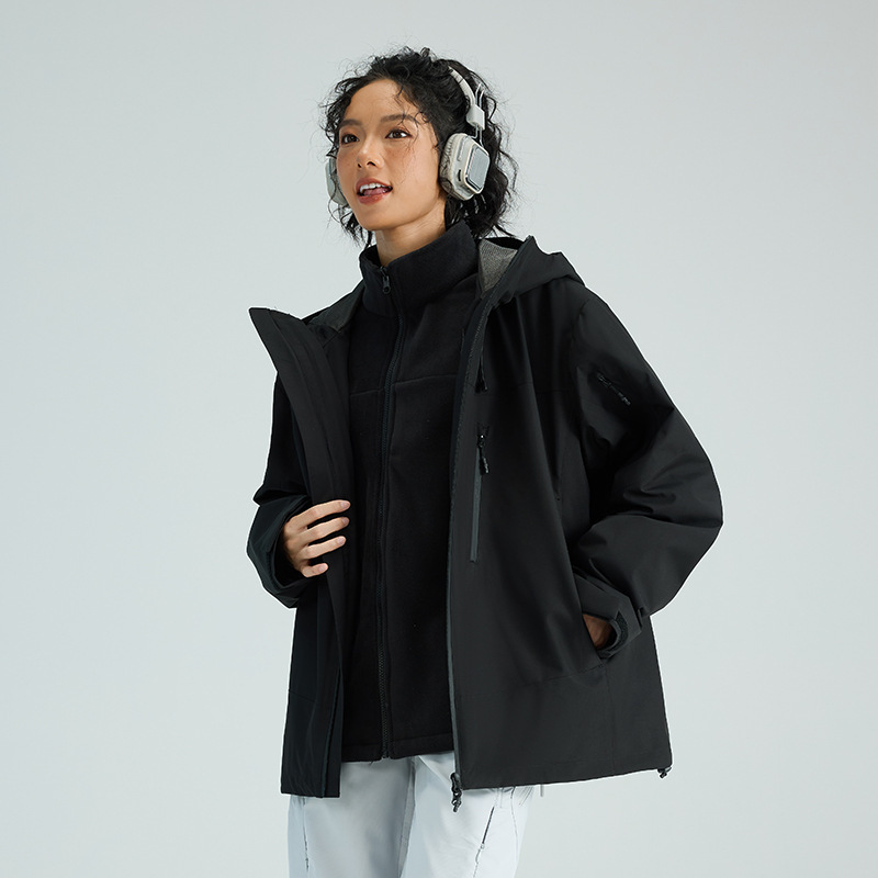 王者铠甲骆陀户外冲锋衣女三合一2025新款防水防风外套男登山服装|undefined
