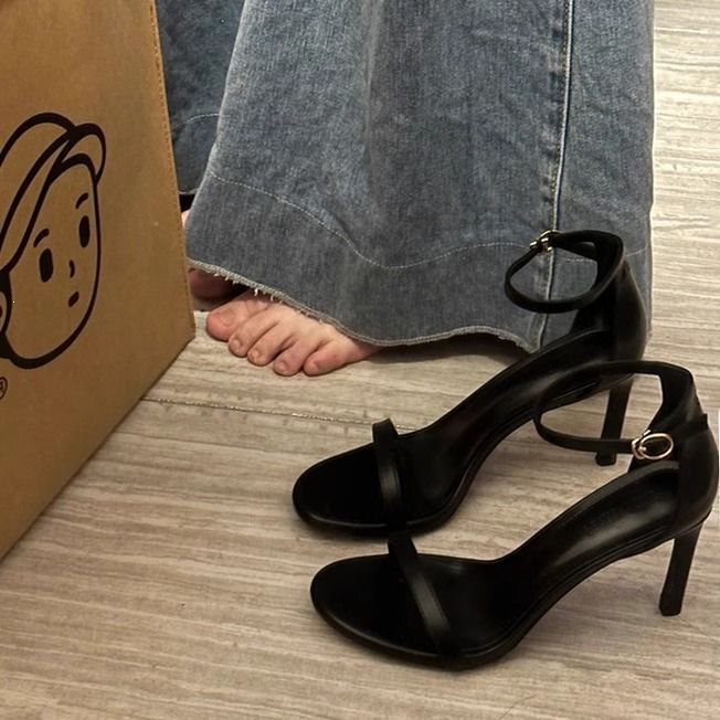 2026 New Korean Style Sexy One-Strap Stiletto Sandals, Elegant and Fashionable, Professional Etiquette-Friendly, Comfortable High Heels for Women 2026 New Korean Style Sexy One-Strap Stiletto Sandals, Elegant and Fashionable, Professional Etiquette-Friendly, Comfortable High Heels for Women