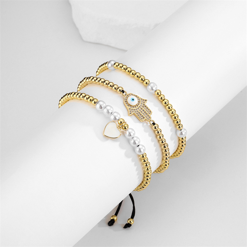 Simple Style Devilu0027S Eye Heart Shape Copper Inlay Zircon Bracelets 1 Piece