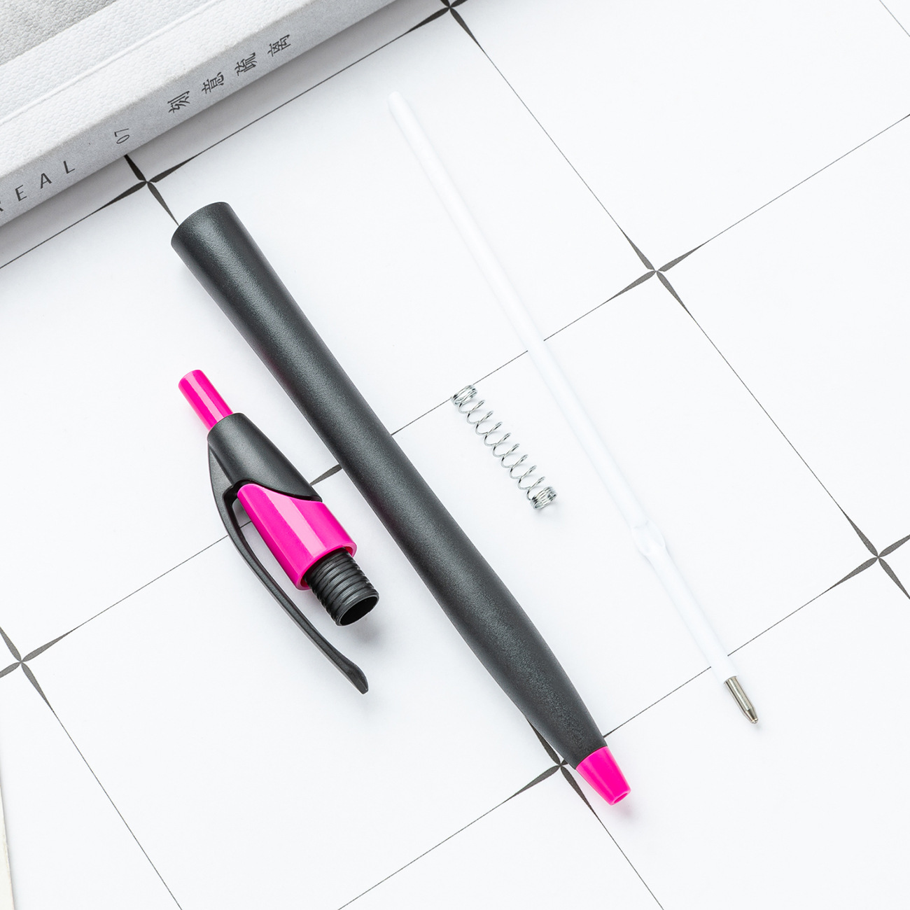 Bolígrafo de plástico multicolor con bolígrafo imprimible logo esmerilado calabaza javelina bolígrafo de publicidad barra delgada bolígrafo de promoción de regalo