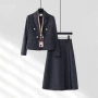 职业女士秋季通勤西服