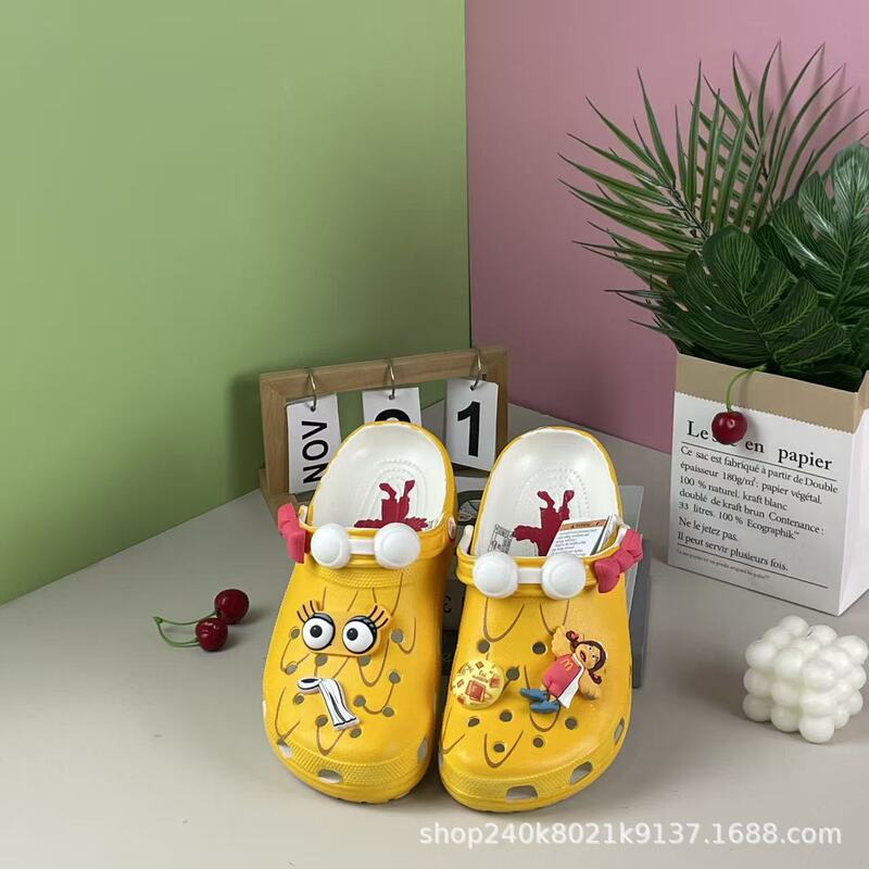 New Mcdonald's Big Bird Sister Boys and Girls Fun Cartoon Shoes Plaid, Lightweight, Soft Beach Crocs Cute