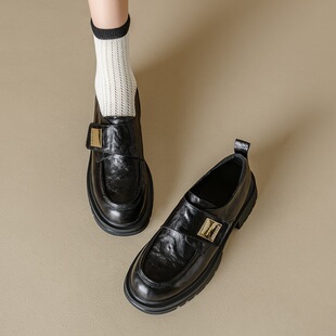 2024 Spring and Autumn New Thick Heel Shoes British Style Thick Bottom Loafers Metal Buckle and Velcro Vintage Leather Shoes for Women