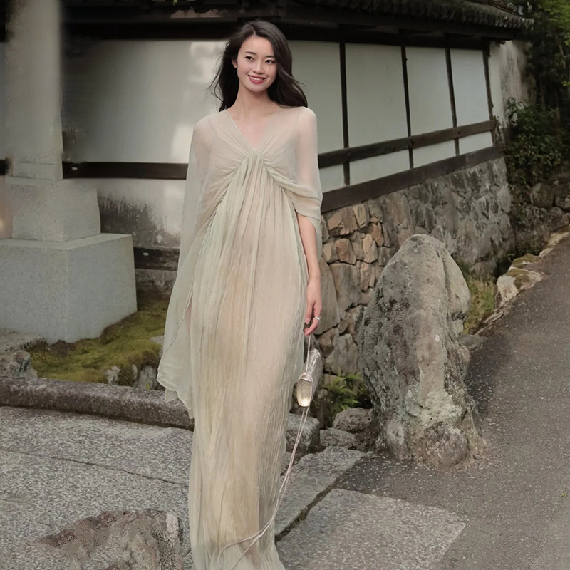 Niche Retro Pleated Texture Double V Neck Blouse Dress Retro Casual Pleated Backless Slit Cape Dress Long