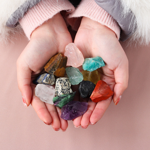Amazon's best-selling natural crystal rough stone set unpolished crystal gravel seven-color gemstone home decoration ornaments
