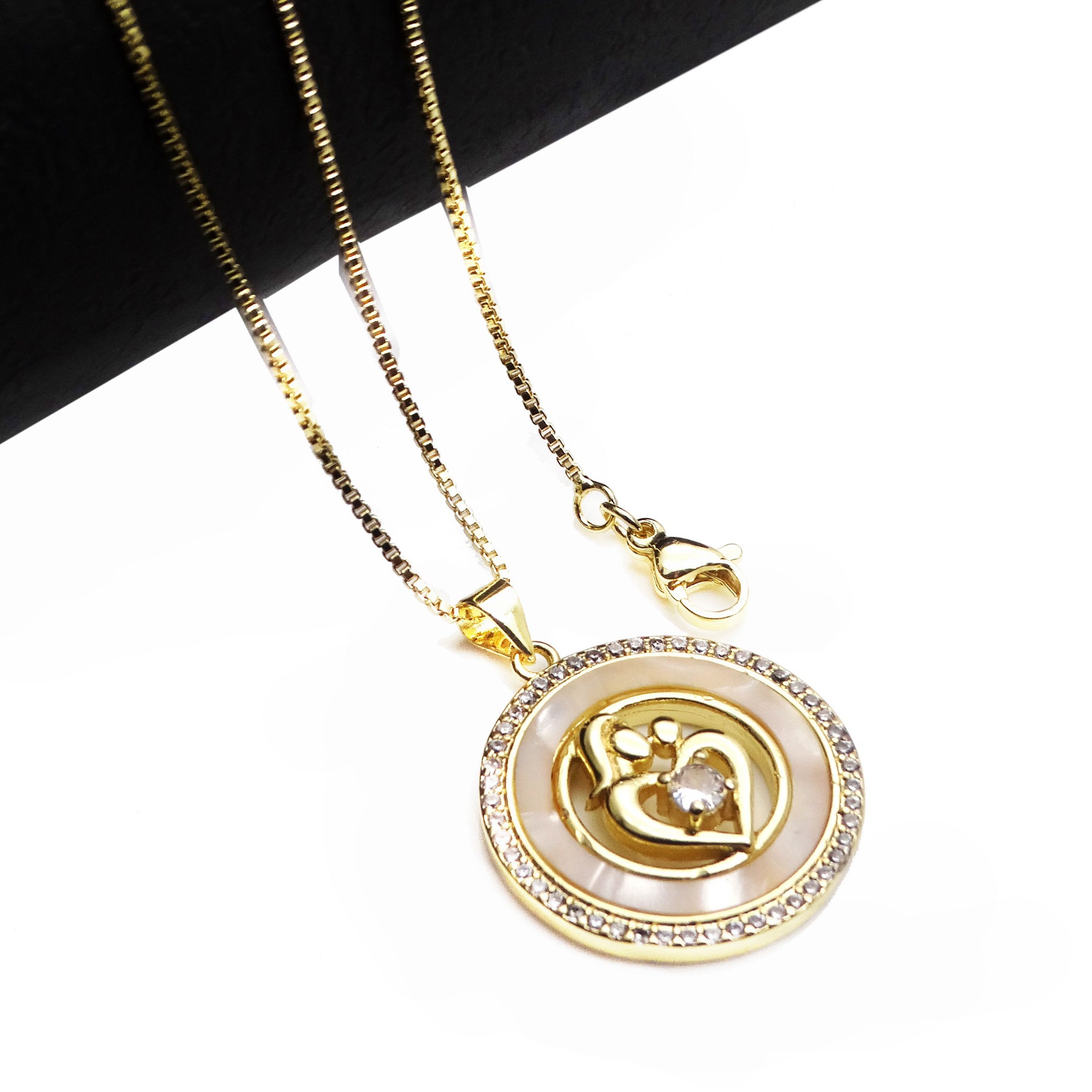 7g Weight Copper Pendant Material Zircon Inlay Material Pendant Necklace Classification Copper Chain Material 1 Piece Quantity Casual Occasion Copper Material Letter, Heart Shape Pattern Women's Gender Inlay Design Simple Style Style Copper Inlay Letter Heart Shape Zircon Pendant Necklace 14