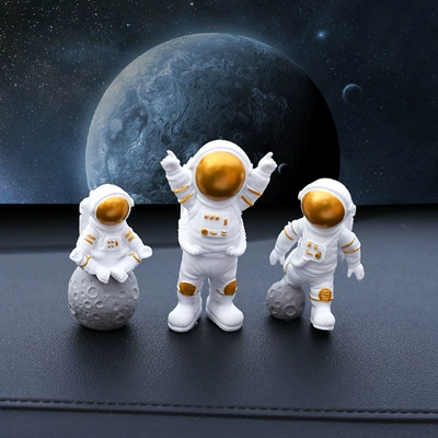 Car Ornaments Astronaut Car Car ornaments - golden-astronaut-3-piece-set