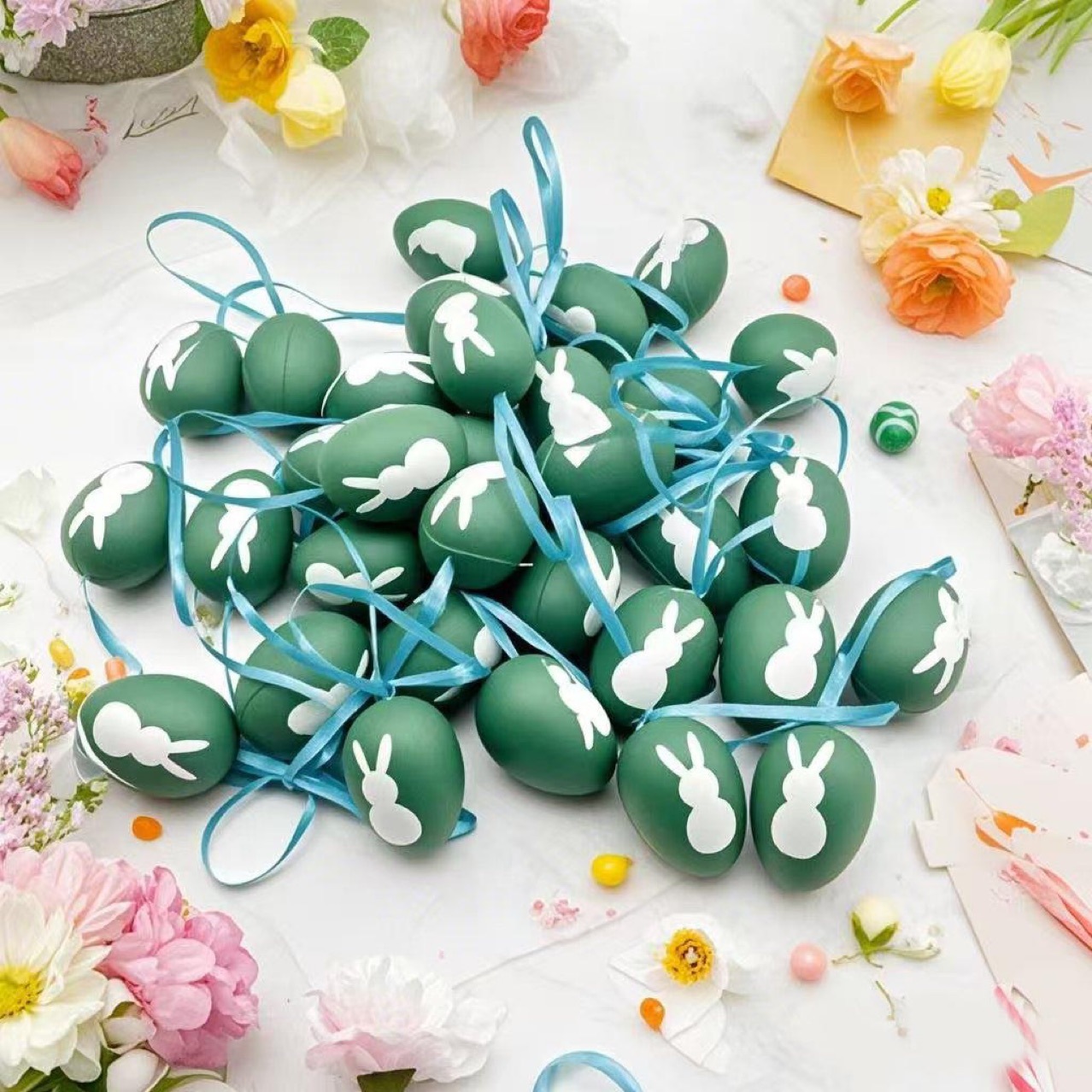 Huevos pintados de plástico mate de Pascua 4cm fiesta en el hogar colgantes de decoración festiva huevo