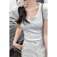 �羳����l�y¶�i�Ƕ���T��Ů�b�ļ�ײɫ����������ö̿�����