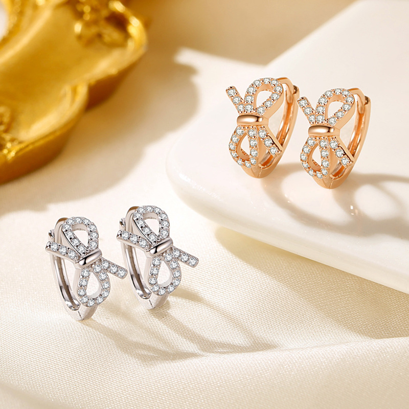 925 plata versión coreana simple hebilla de oreja de circón temperamento lazo de nicho pendientes de alta gama DIY pendientes de anillo al por mayor