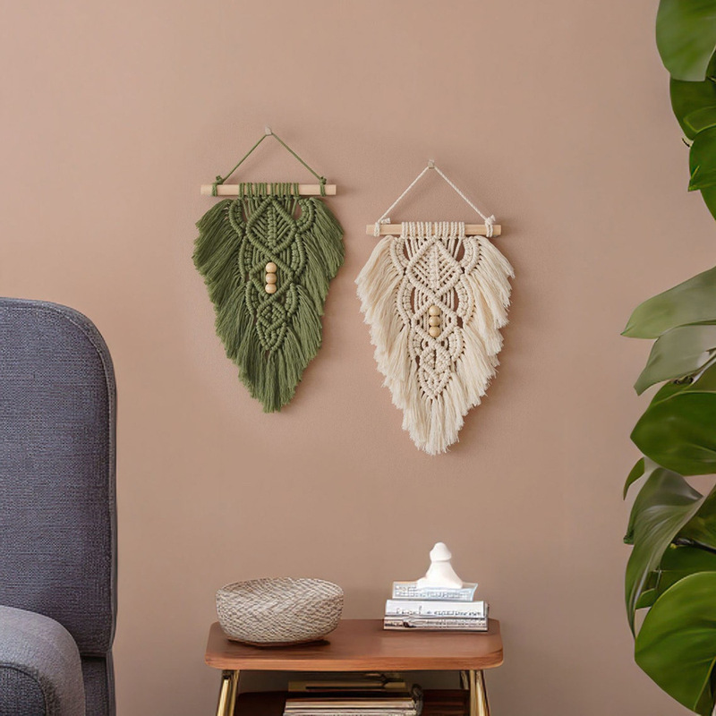 New hand-woven leaf tapestry Nordic room bedroom wall feather ornaments Amazon Supply