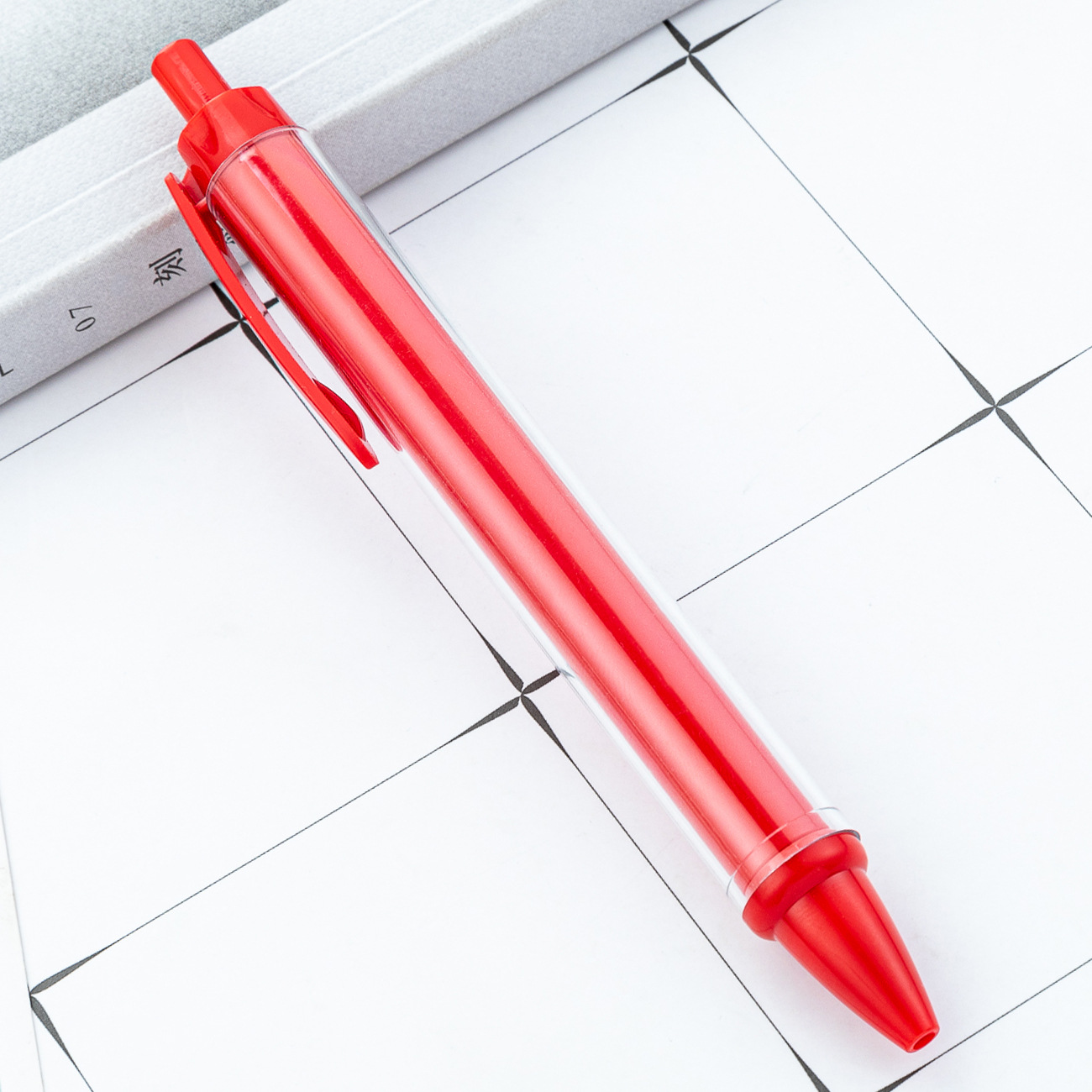 Bolígrafo de plástico transparente de papel vacío insertable diy cartón de dibujos animados bolígrafo de regalo publicitario personalizado