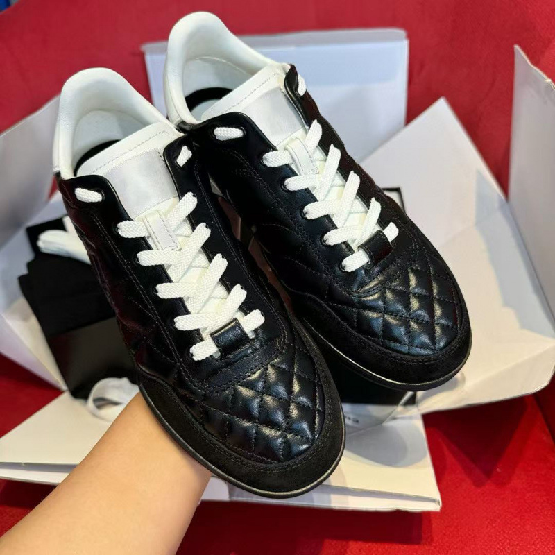 Top Version Small Fragrant Quilted Sports Tennis Shoes 25 Spring and Summer New Candy Color Casual Sports Training Shoes for Women