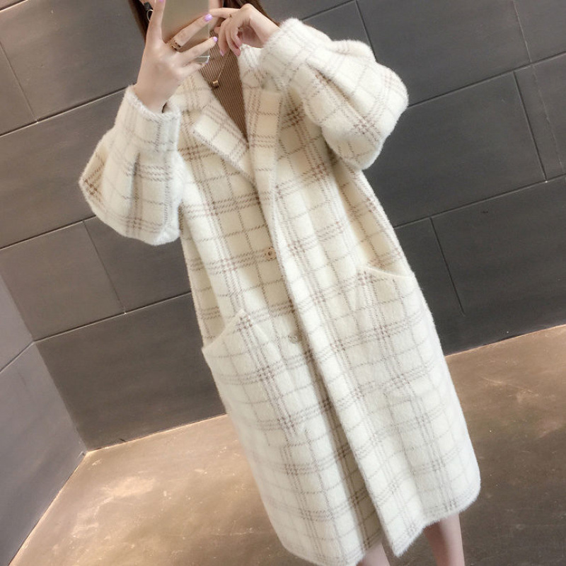 ミンクパイルの新モデルを真似て、2020秋冬の中で長いタイプのお母さんが韓国版のゆるい女装を着て、カーディガンの大きいサイズを厚くします|undefined