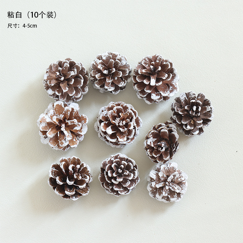 Buscando madera cruzando decoraciones navideñas colgantes de pino natural salvaje guirnaldas de pino material DIY camino de disparo de Navidad