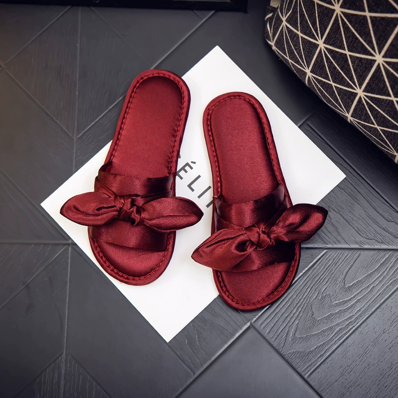 Свадебные тапочки Летние женские праздничные красные шелковые сопровождающие Тапочки для пар Нескользящие домашние Популярные в Интернете Большие размеры для мужчин