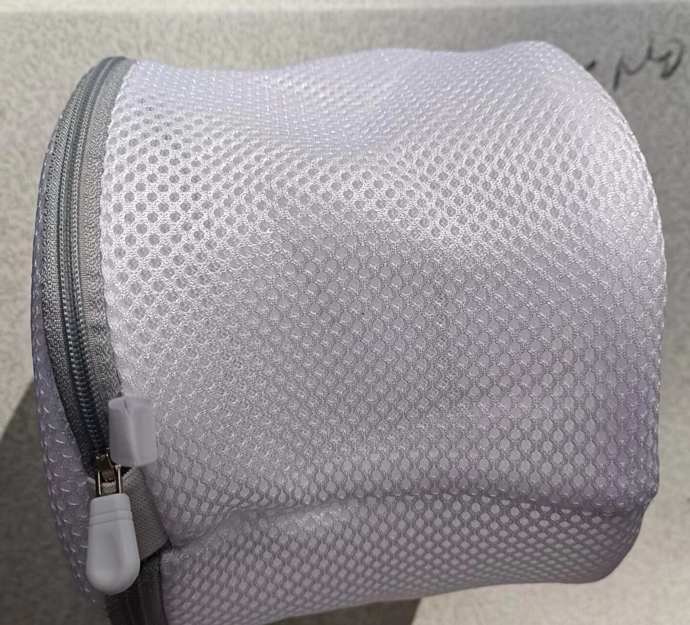 Lavadora especial bolsa de lavandería de malla fina Hogar Moderno anti-deformación sujetador cuidado de la ropa lavado de malla fina bolsa de lavandería al por mayor