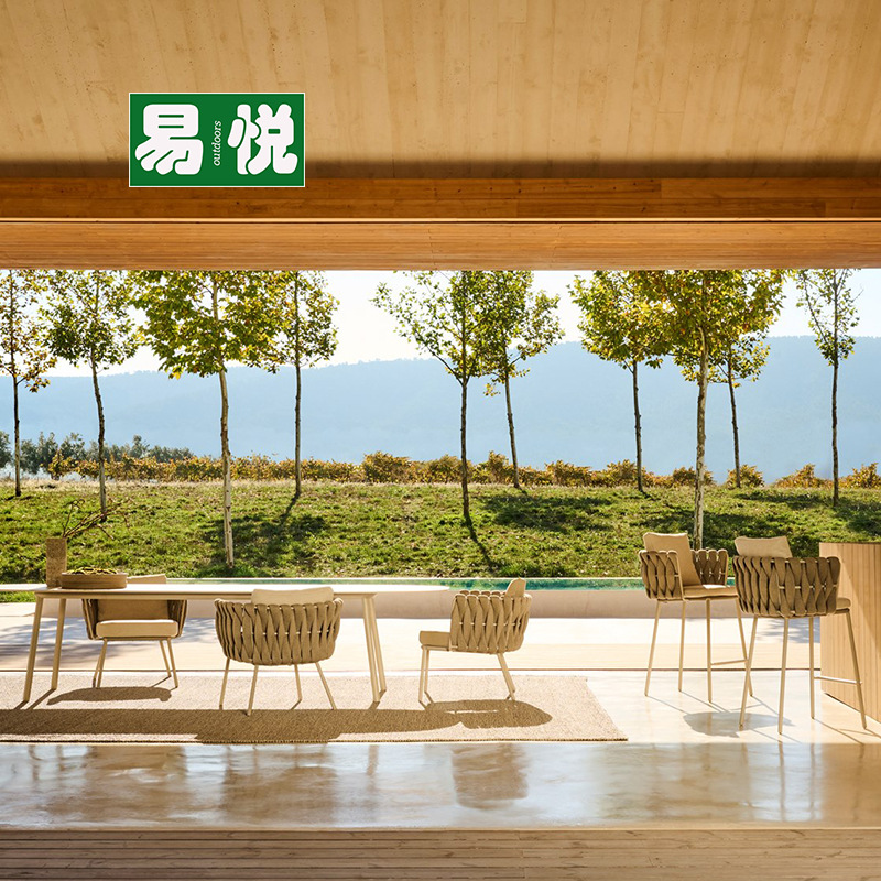 Mesa y silla de cordón al aire libre patio jardín balcón al aire libre mesa de comedor de hotel simple villa combinación silla de caña