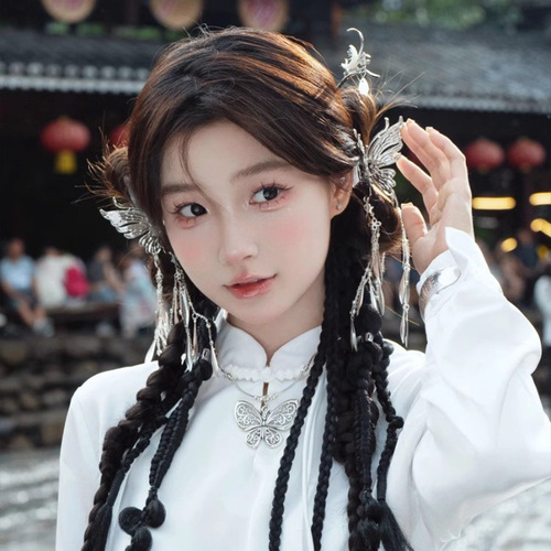 New Chinese style butterfly tassel grab clip ethnic style retro back of the head hairstyle horse face skirt accessories Miao Zhai silver headdress