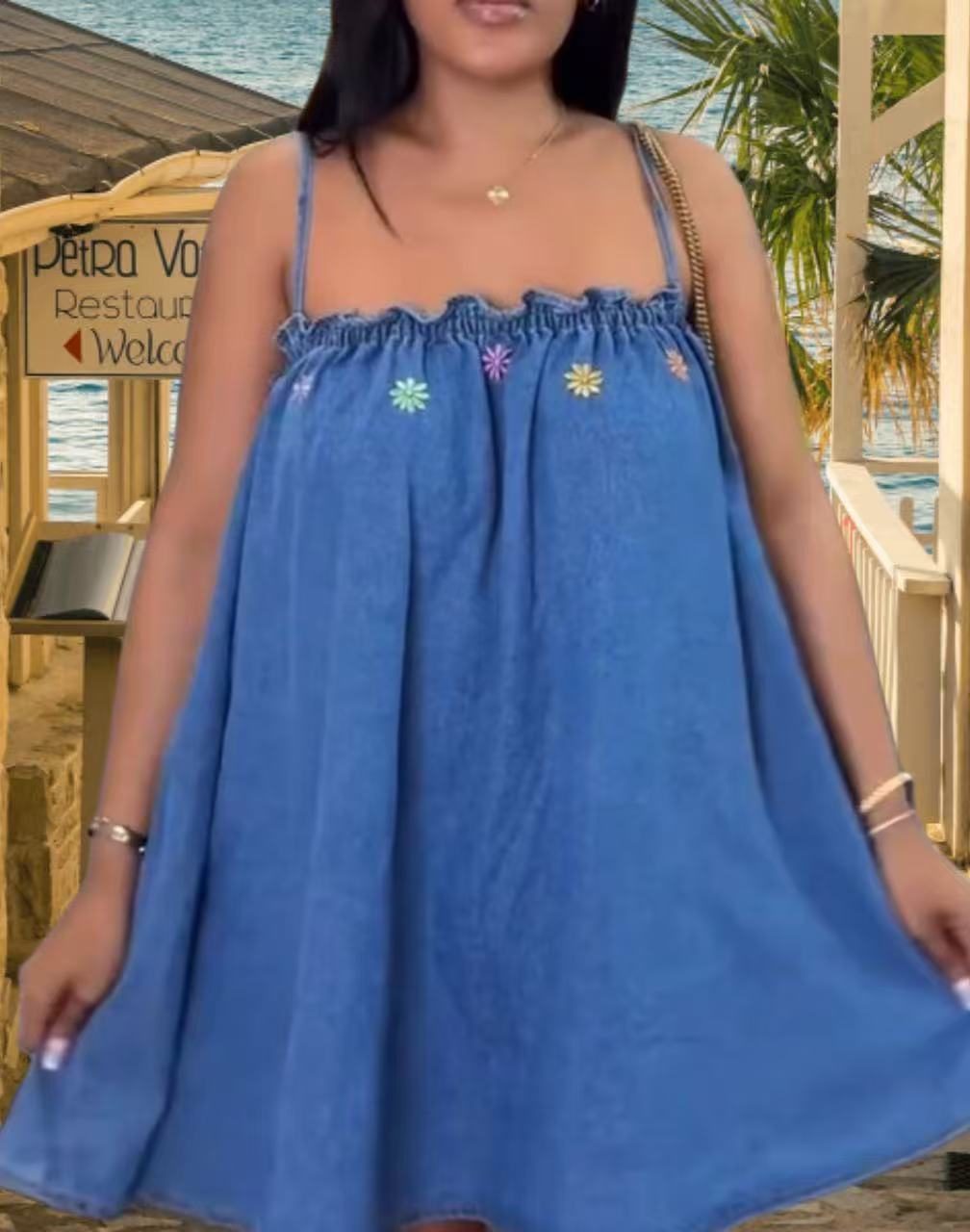 Women's Denim Suspender Dress New Style Floral Embroidery Loose A-Line Short Skirt_ecoleips.com