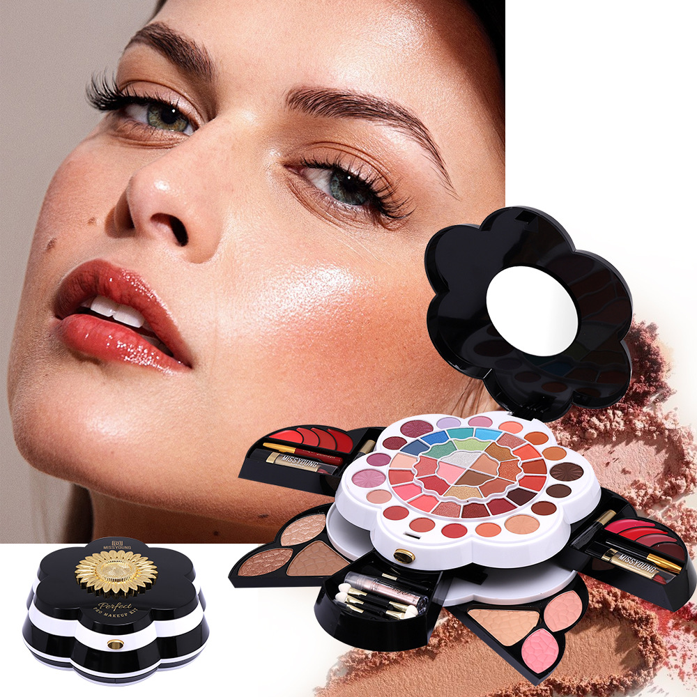 Wholesale of cross-border cosmetics, Amazon, European and American pearlescent and matte eyeshadow, blush, high-gloss lipstick, cosmetics and makeup sets undefined