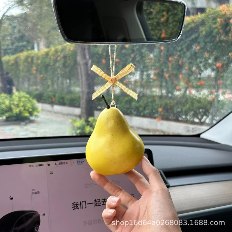 Apple 車のペンダント車のインテリアアクセサリークリエイティブな個性かわいい装飾車のセンターコンソールフルーツドアペンダント|undefined