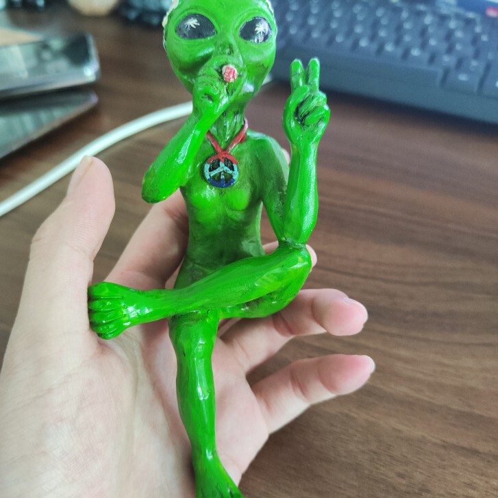 Resin statue樹脂宇宙人ufo屋外小人花園像装飾|undefined