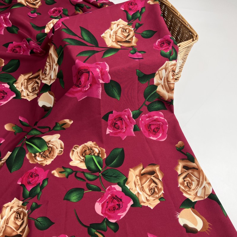 2024 nuevo estilo tela estampada elástica de cuatro lados viajes vacaciones estilo playa pantalones tirantes vestido ropa tela