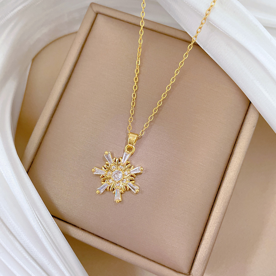Snowflake Diamond Necklace Luxury Titanium Steel Collarbone Chain_voghion.com