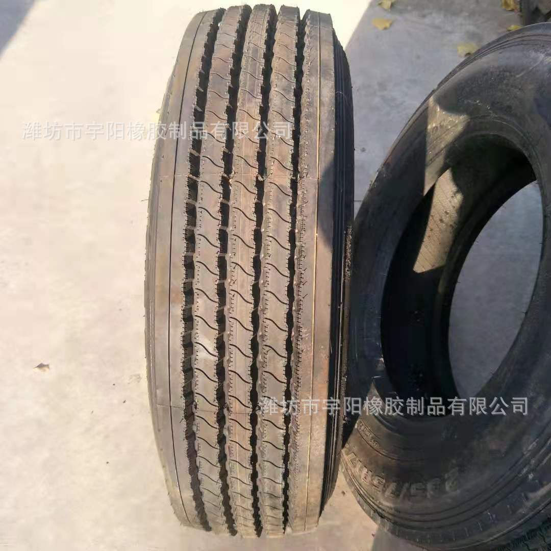 校车 客车 货车轮胎 235/75R17.5 地面附着 钢丝胎