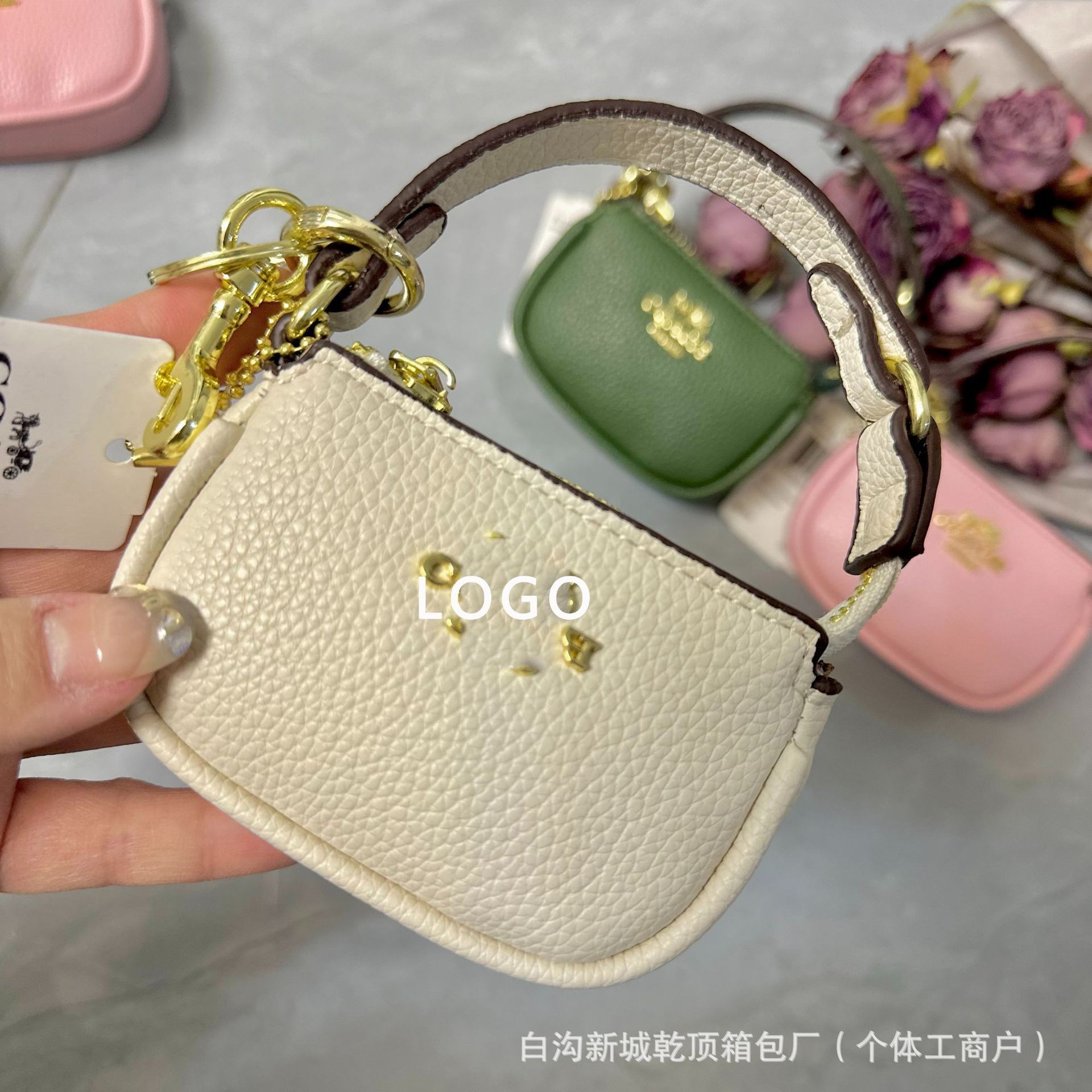 C Home Card Bag Ladies Llavero Monedero 2025 Nuevo estilo Kou Home Foreign Trade Retro Impreso Bolsa de identificación Colgante