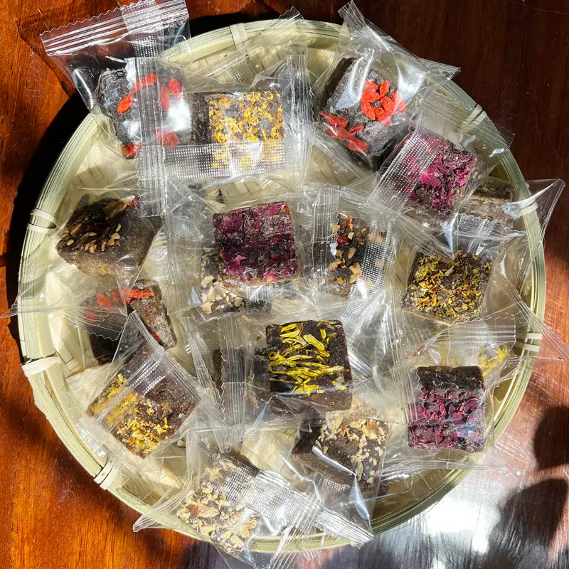 正宗云南甘蔗古法老黑糖块土红糖手工单独小包装气血黑糖批发代发