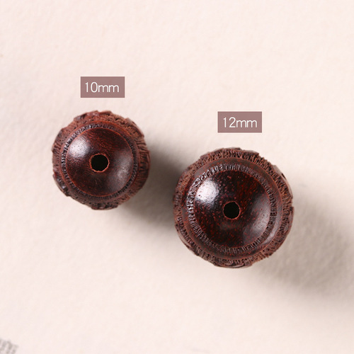 Exquisite carved small leaf sandalwood six-character Dharani pendant beads, beautiful Buddha prayer beads with matching spacer beads and loose beads.