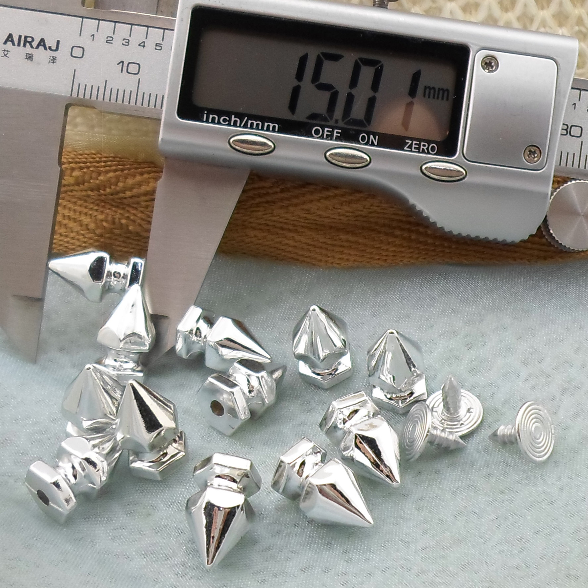 （塑料面+铝脚）8×15mm六角塑料圆锥尖铆钉帽子子弹头塑胶撞钉