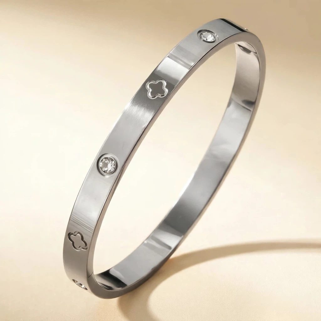 35-D-7 Steel Color Four-leaf Crocodile Diamond Bracelet