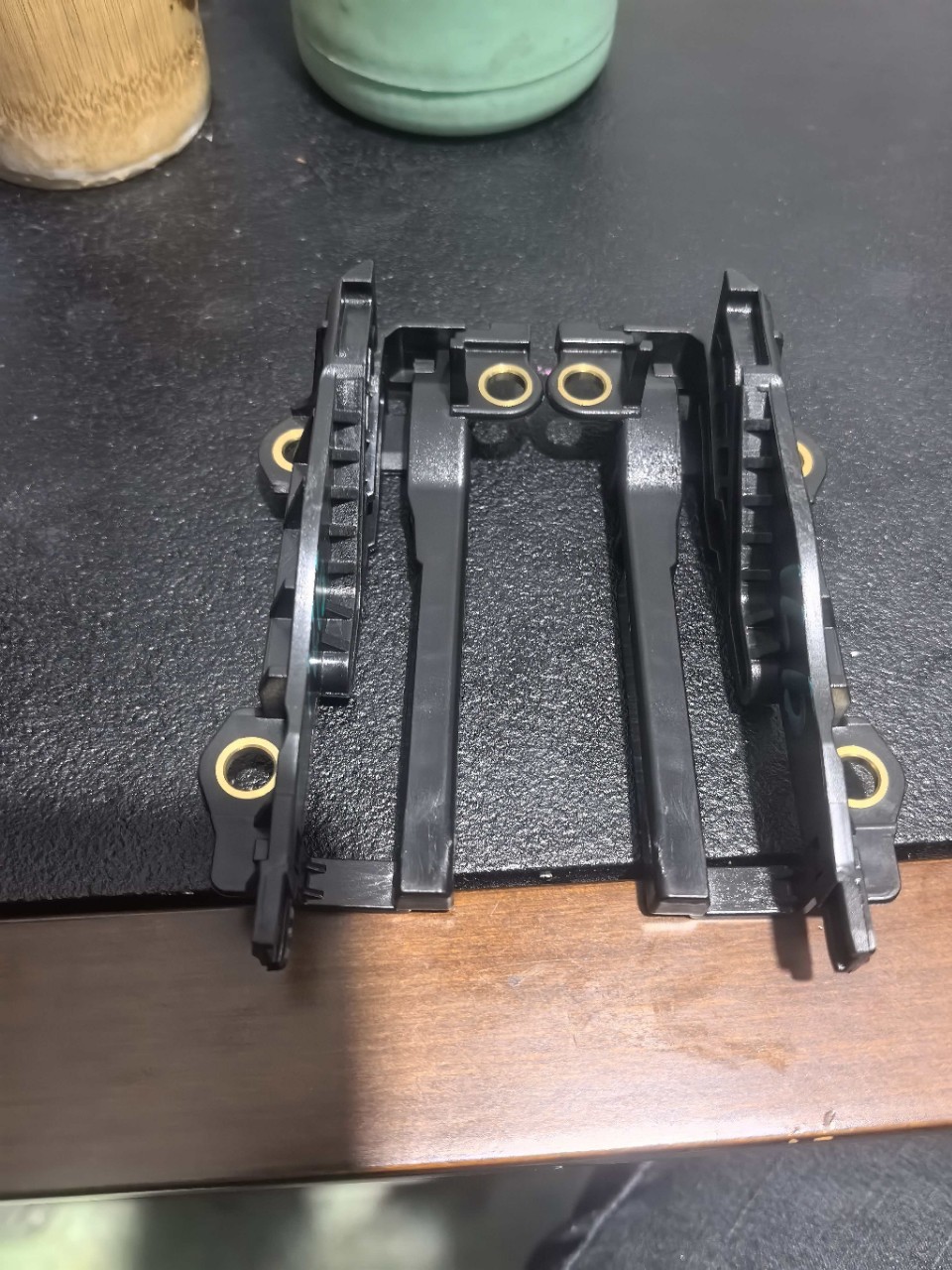 976 Sunroof Bracket Is Suitable for Porsche 971 Sunroof Bracket 971/976 Porsche Sunroof Slide Assembly