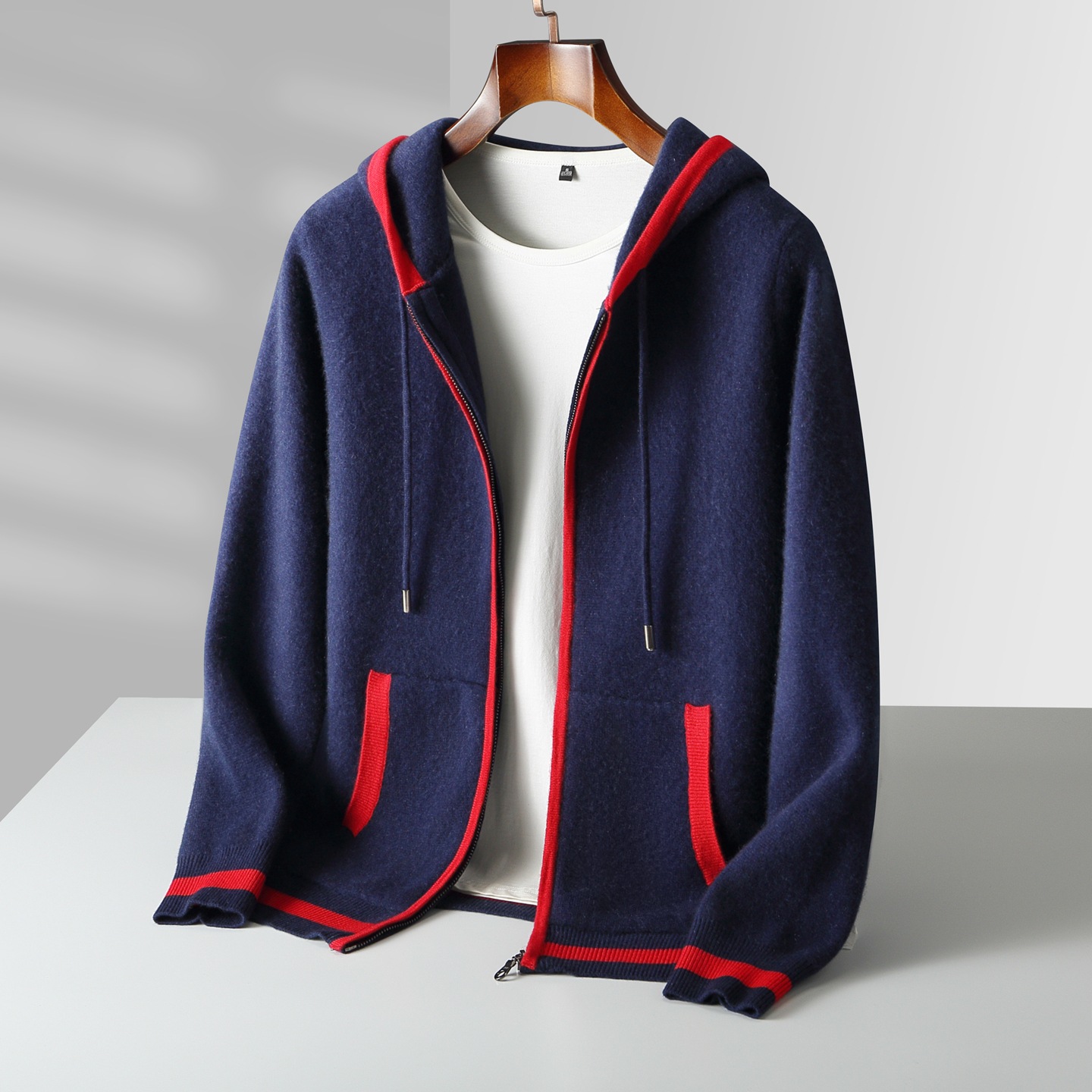 Air-layer color-blocked hooded jacket for men, pure wool cardigan, new autumn and winter model, wholesale for AliExpress and Amazon