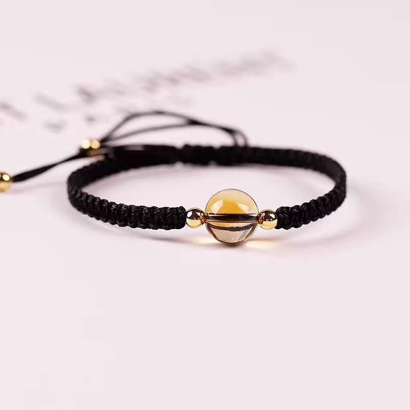 Laissez-vous envelopper par l'énergie douce et naturelle des cristaux de guérison. Chaque pierre porte une vibration pure qui équilibre votre esprit, apaise votre âme et vous protège des énergies négatives._voghion.com