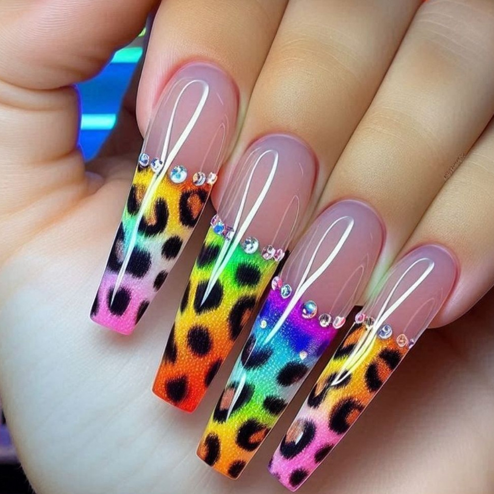 Pegatinas de uñas francesas con estampado de leopardo súper largas, piezas de uñas de vestir coloridas de ensueño, piezas de uñas de uñas de diamantes de venta caliente de comercio exterior image 1
