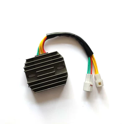 Motorcycle voltage regulator for electronic regulator
