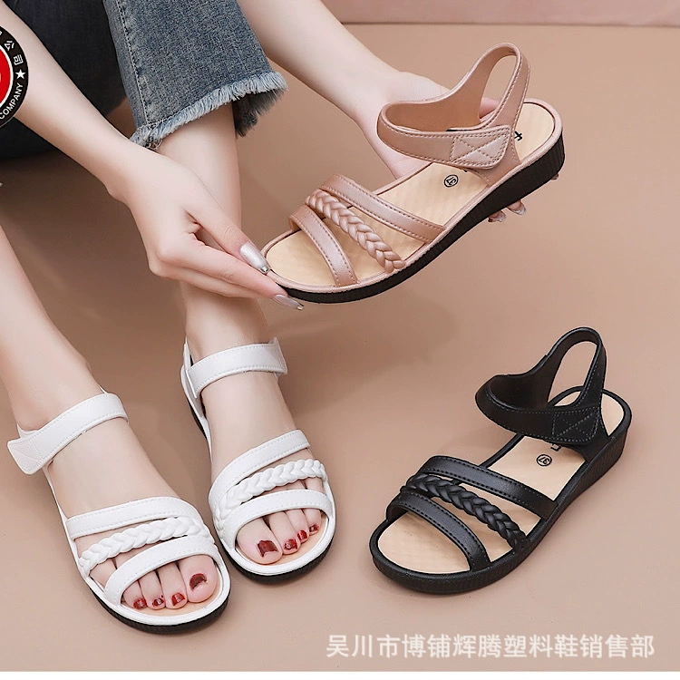 2024 новые летние женские сандалии для мам среднего и пожилого возраста, универсальная женская обувь для верхней одежды в супермаркете, универсальные уличные туфли
