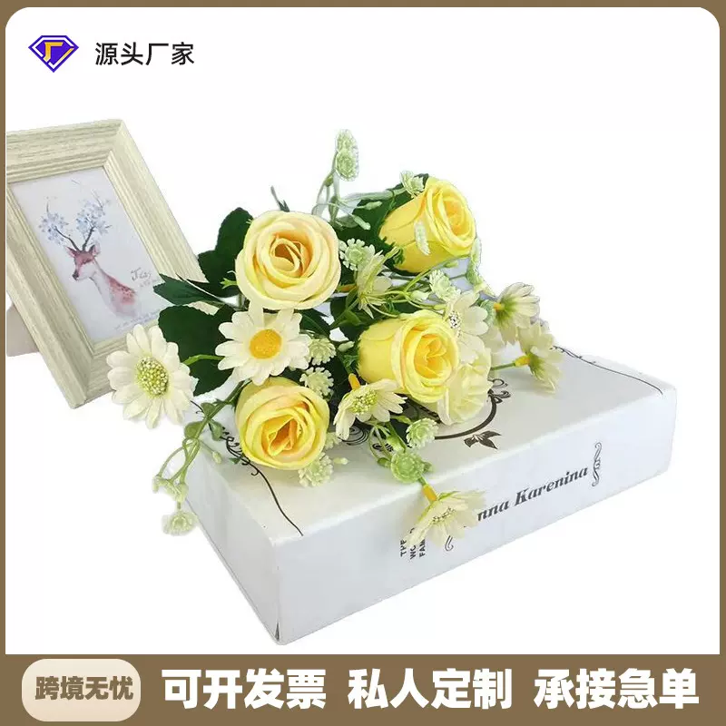 跨境现货仿真花玫瑰花蕾多头把束玫蕾小雏菊客厅酒店婚礼装饰摆件