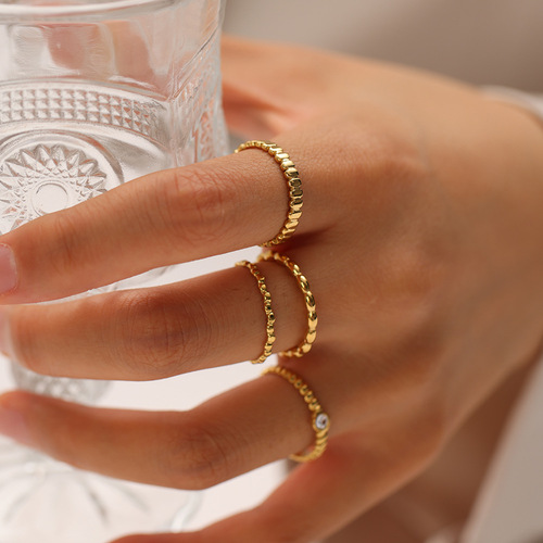 Cross-border European and American simple plain ring with diamonds and open titanium steel ring that does not fade ins versatile high-end ring bracelet