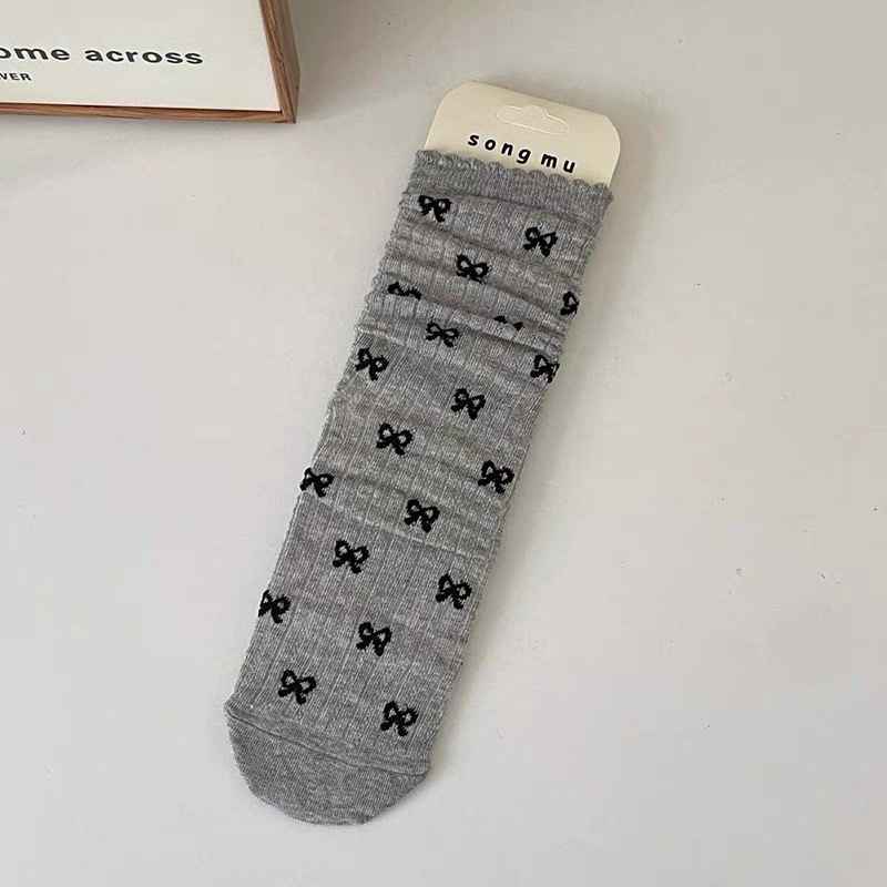 Gray bow