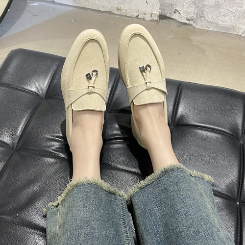 Soft-soled loafers for women, slip-ons, British-style retro small leather shoes, comfortable flat-soled single shoes, beanie shoes for women