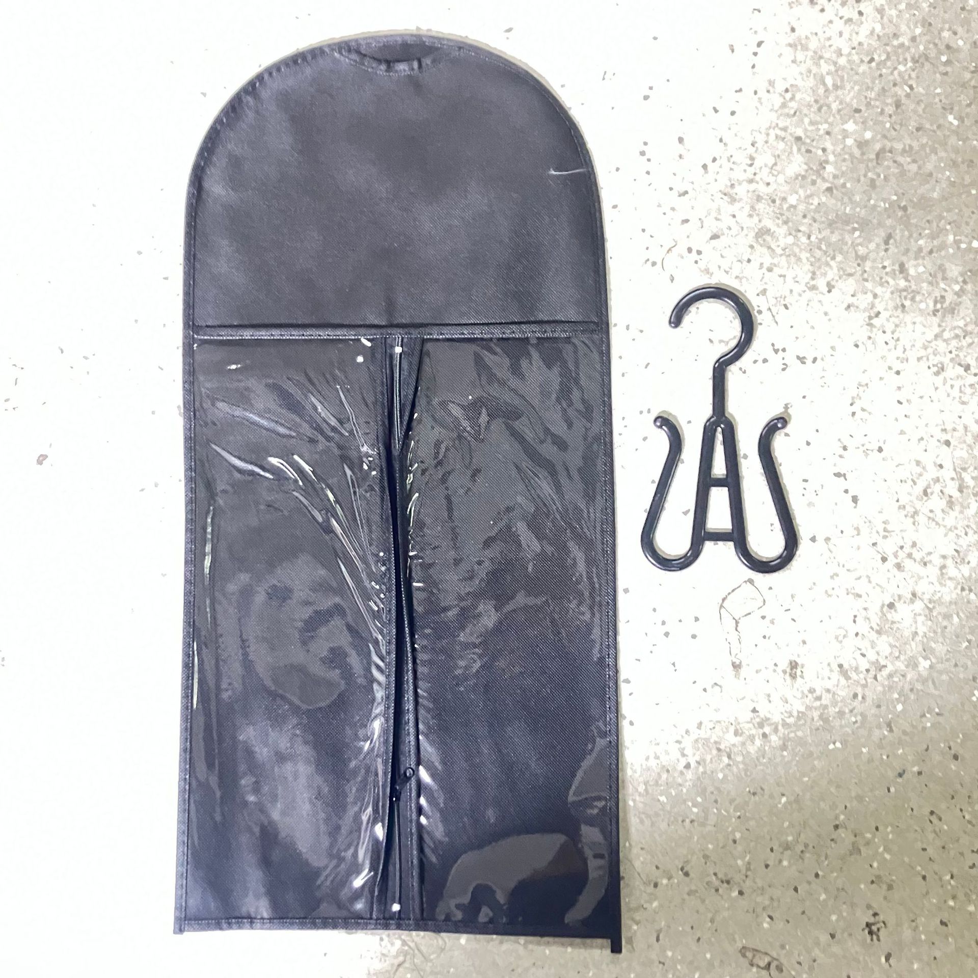 Peruca de almacenamiento gancho colgante sombrero cabeza de brazo negro transfronterizo accesorios negros conjunto de herramientas bolsa de polvo