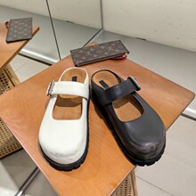 �W��վXJŮЬ26�����r��һ�֎�ܛ��ɫţƤ�A�^���e�p��װ��^��Ь